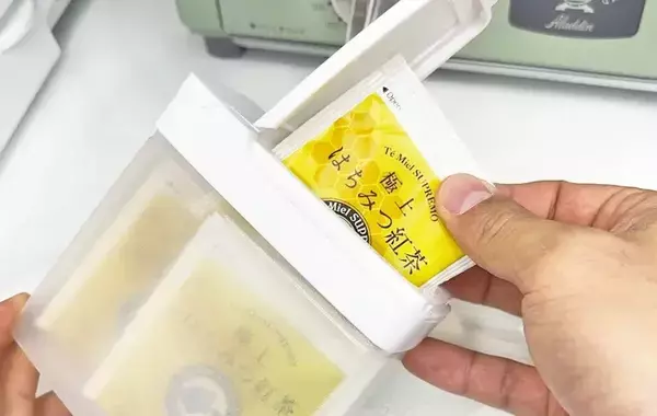 ダイソーの『調味料ストッカー』　砂糖がサラサラになる使い方に「これは買います！」