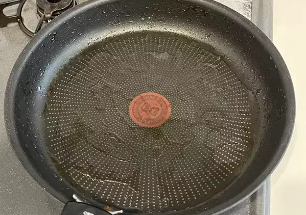 麦茶パックの出がらし、捨てないで！　思わぬ活用法に「ちょっと感動」「洗い物がラクになった