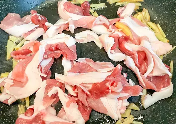 材料のカットは適当でOK！　3月のライオン発、『便利炒め』が献立の救世主すぎる【再現】