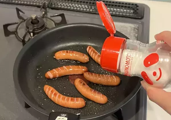 ウインナーにかけて焼くと？　簡単アレンジに「この発想はなかった」「ご飯が止まらない！」