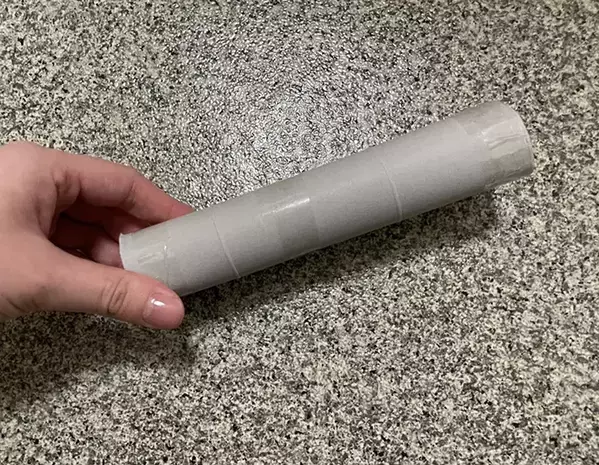 マスクの空き箱が『ビニール袋』のホルダーに！　ティッシュのように引き出して使える収納術