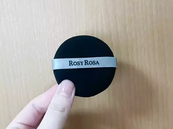 100均のマグネットフックでパフ置き場を作ってみると？　1か月試した結果