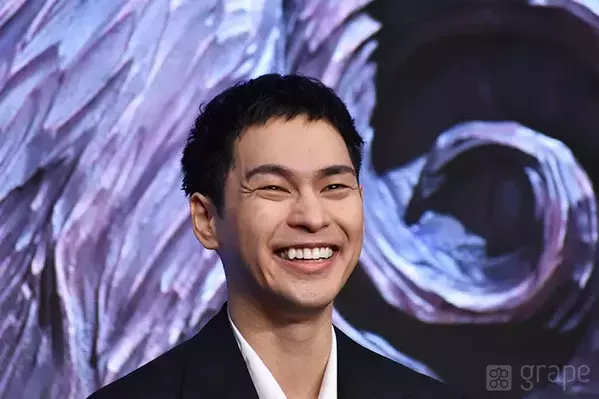 松村北斗、柳楽優弥と毎朝“四股”を踏む　初共演に「嫉妬が止まらない」【コメント全文】