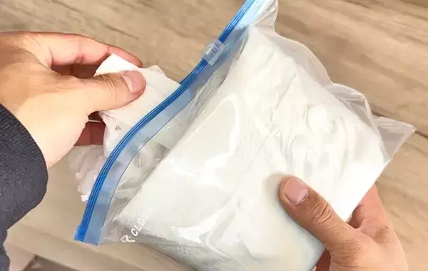 ジッパー袋に入れると…　トイレットペーパーの活用法に「心強い」「簡単すぎた」