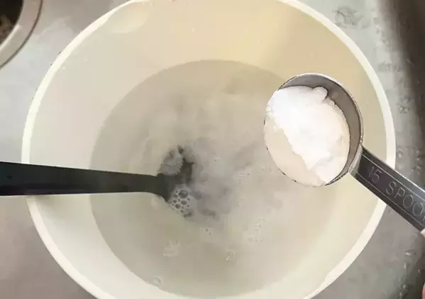 買い替える前に見て！　ベタつく『シリコングッズ』を45分で復活させたワザ