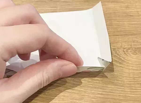 かわいくて使えないメモを救出！　2枚重ねて作るマチつきギフトボックス