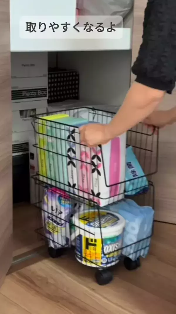 100均で簡単DIY！　結束バンドで留めるだけの『キャスターつき収納ラック』が超便利