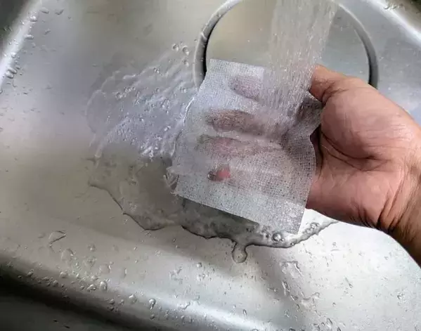 無印良品『汚れ用掃除シート』が超万能！　活用法に「家中役立つ！」「恐れ入った」