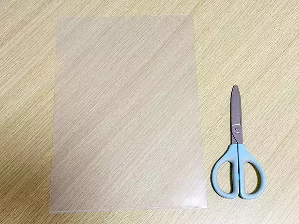 余ったクリアファイルの角を切り落とせば？　プチストレスを解消するライフハックに「めっちゃ楽」