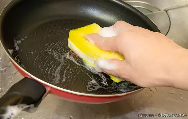 流しでジューッはNG？　フライパンを長持ちさせる使い方を専門家に聞いた