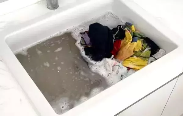 タオルに柔軟剤、実は逆効果かも？　洗濯研究家が教える正しい使い方