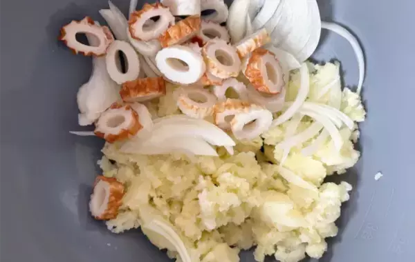ポテトサラダに「2本」入れてみて！　節約レシピに「ハムよりいいかも」と夫がハマった