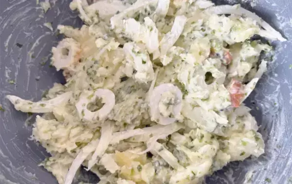 ポテトサラダに「2本」入れてみて！　節約レシピに「ハムよりいいかも」と夫がハマった
