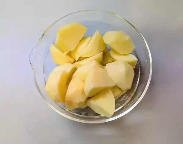 豚こま肉をお湯にくぐらせると？　まさかの裏技に「もっと早く知りたかった」「絶対やる」