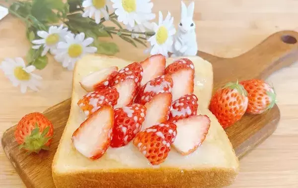 食べた子供が「明日も作って！」と大興奮！　トーストにバターを塗って…