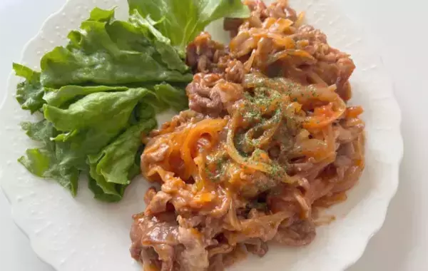 豚肉とタマネギをレンチンするだけ！　できたおかずに、子供が「これ大好き！」と大喜び
