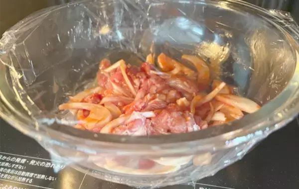 豚肉とタマネギをレンチンするだけ！　できたおかずに、子供が「これ大好き！」と大喜び