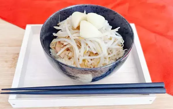 ラーメンよりもこっち派かも！　丸美屋の炊き込みご飯レシピに「中毒性ありすぎ！」