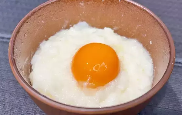全卵混ぜないで！　いつもと違う卵かけご飯に「明日も食べたい」