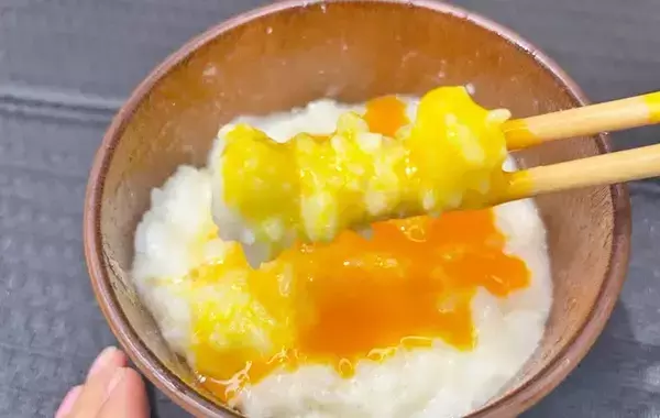 全卵混ぜないで！　いつもと違う卵かけご飯に「明日も食べたい」