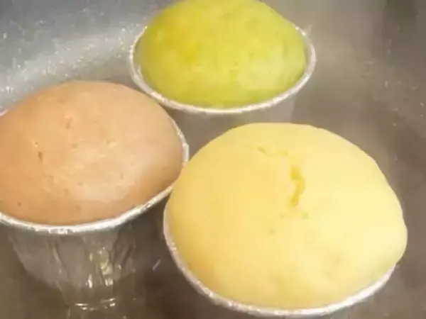 フライパンで15分蒸すだけ　スーパーカップで作るおやつに「手軽でいい」