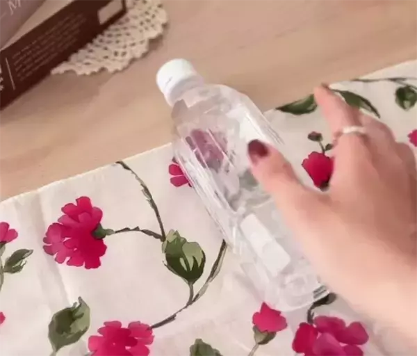 ハンカチを活用して春の外出を華やかに！　結ぶだけのエコバッグ、ポーチ、ボトルカバーの作り方