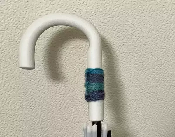 取り違え防止　家にある『毛糸』を傘の持ち手に巻くだけの簡単リメイク