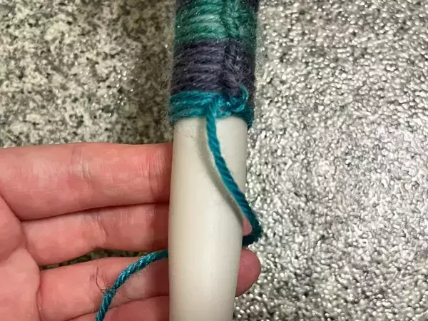 取り違え防止　家にある『毛糸』を傘の持ち手に巻くだけの簡単リメイク