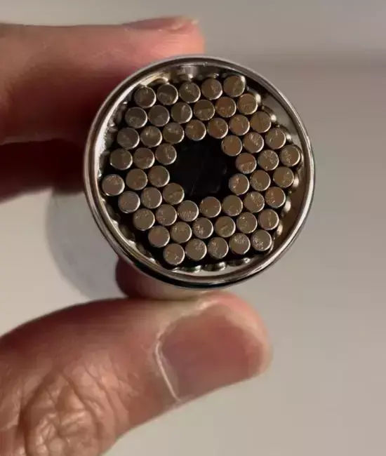 1本持っていて絶対損なし！　キャンドゥのコスパ最強工具に「想像以上に優秀」