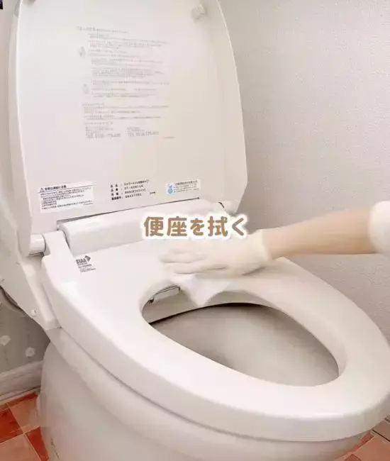 頑固な汚れの蓄積は『1日5分』で防ぐ！　100均アイテムを駆使した究極の時短テクニック