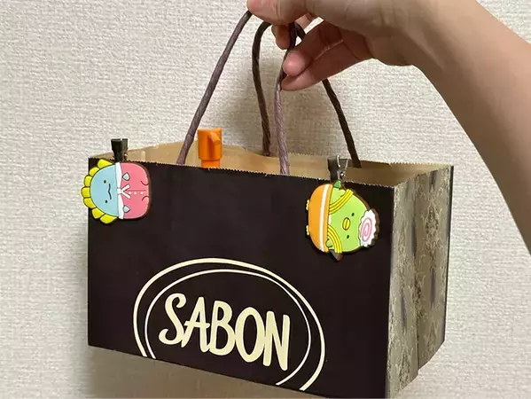 自宅の中で持ち運べる！　余った紙袋で収納ボックスを作る方法