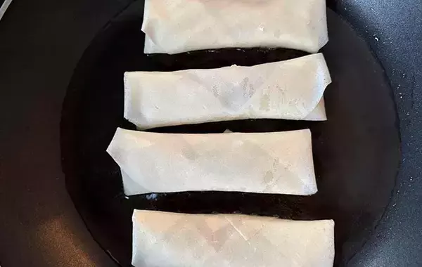 義母が「なんで冷めてるのにパリパリなの？」　 お弁当の春巻きがおいしくなる裏ワザ