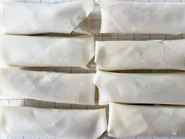 義母が「なんで冷めてるのにパリパリなの？」　 お弁当の春巻きがおいしくなる裏ワザ