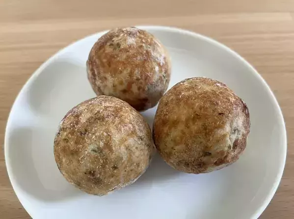 ストック必須！　話題の『冷凍たこ焼き』を実際に食べてみたら…「家族でハマった」