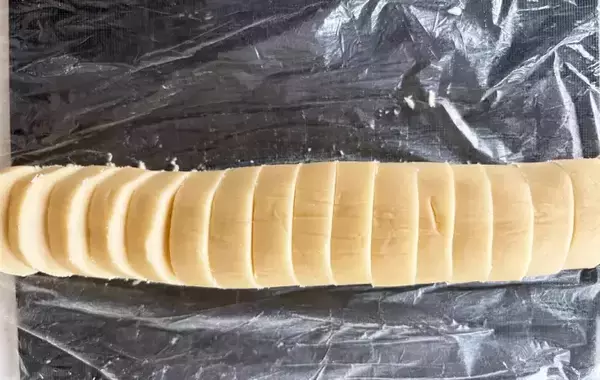 【作業時間10分】ホットケーキミックスと油を混ぜて焼くと…　できたおやつが「簡単すぎた！」