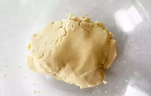 【作業時間10分】ホットケーキミックスと油を混ぜて焼くと…　できたおやつが「簡単すぎた！」