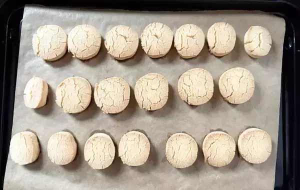 【作業時間10分】ホットケーキミックスと油を混ぜて焼くと…　できたおやつが「簡単すぎた！」