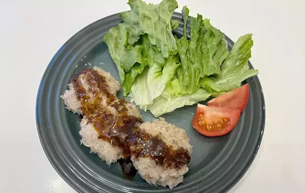 パン粉をレンチンして…？　10分で完成する『とんかつ風おかず』に「衣がサクサク」