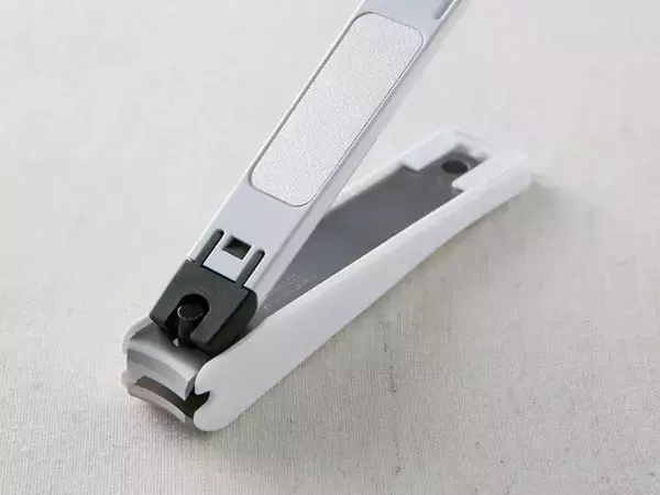 『爪切り』の気になる6つの疑問　貝印に「ネット情報は正しいのか」聞いてみた！