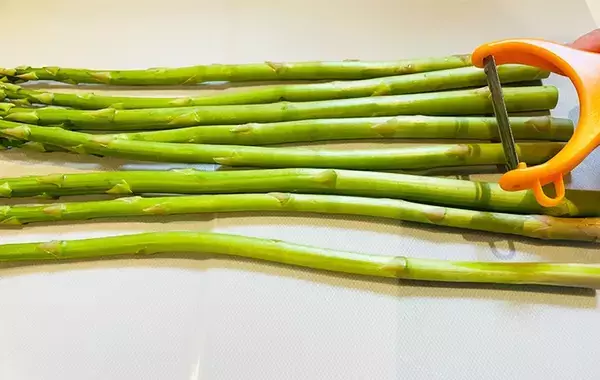 【調理時間15分】アスパラとチーズがこんがり！　“簡単おかず”のレシピ