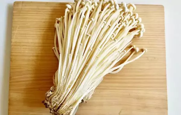 【節約レシピ】10分で完成！　エノキと卵で作れるおかずに「リピート確定」「夫が絶賛」