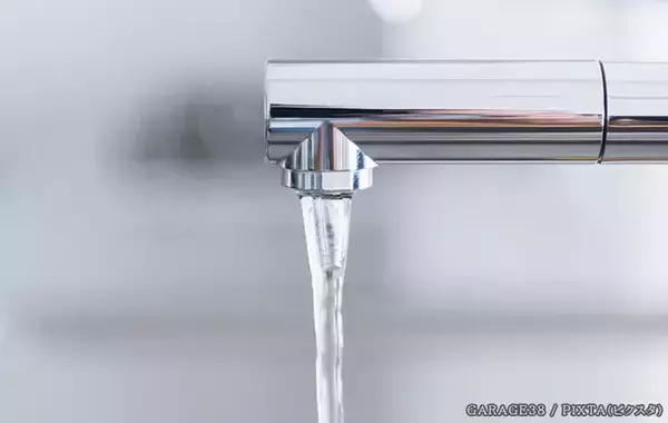 キッチンの蛇口から出る水が弱くなった…原因は何が考えられる？
