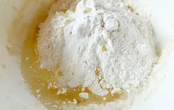 ホットケーキミックスに加えたのは…　材料3つの時短おやつに「お店のパンみたい！」