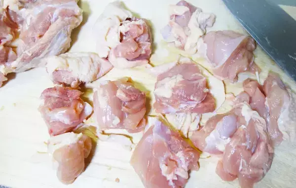 味つけに100ml入れたのが？　から揚げの意外なレシピに「家族が大喜び」「弁当にもぴったり」