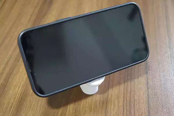 セリアで見つけた『洋式トイレ』　リアルなミニチュアがデスクで役に立つ！【活用法3選】