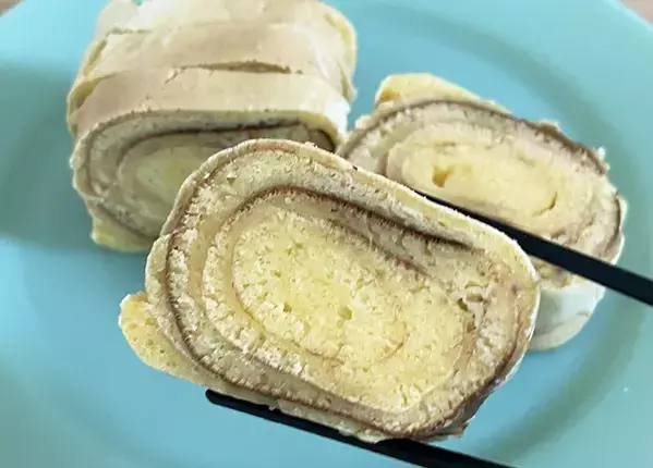 ホットケーキミックスを『玉子焼き器』で焼いたら…　できたおやつに「お弁当にぴったり！」