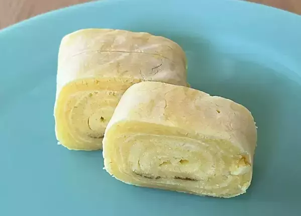 ホットケーキミックスを『玉子焼き器』で焼いたら…　できたおやつに「お弁当にぴったり！」