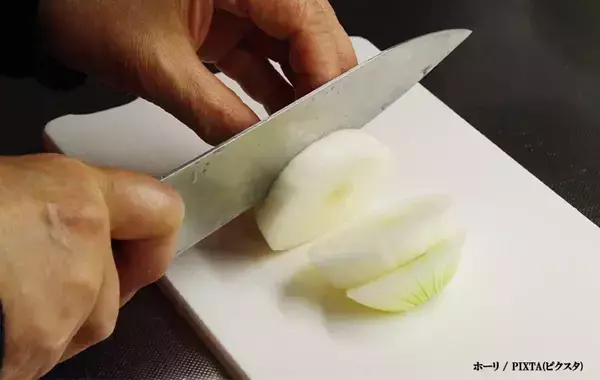 タマネギを輪切りにして重ねる？　ロバート馬場の工夫が光るジューシーな肉巻き料理