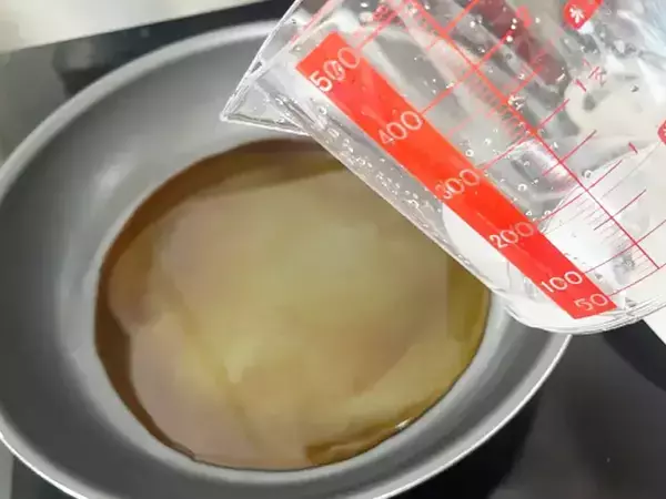 肉なしで作る親子丼！？　肉の代用に使ったものに「財布にやさしい」「1歳児が喜んだ」