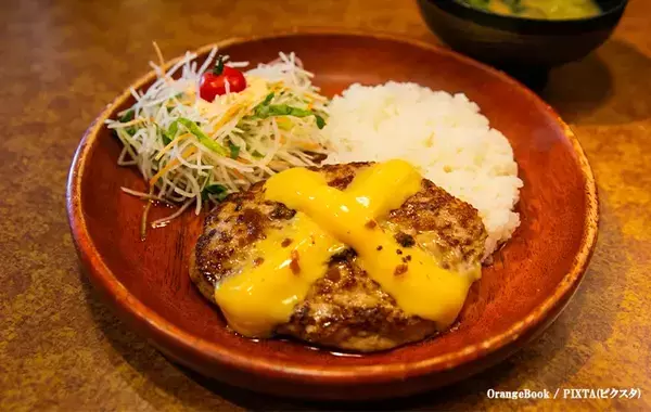 佐々木希が『びっくりドンキー』でいつも選ぶメニューは？　もりもり食べる姿に「かわいさの摂取量を超えた」の声